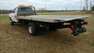 1989 Ford F450 photo