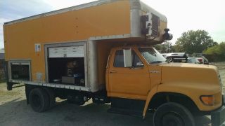 1997 Ford F650 photo