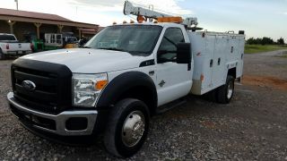 2011 Ford F - 550 Chassis photo