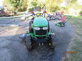 John Deere 2320 Compact Tractor With On Ramp Mid - Mower Less Than 30 Hours photo