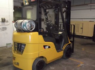 2010 Caterpillar Forklift 5000 Lb Cushion Tires 1/2 Cab With Heat photo