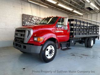 2004 Ford Duty F - 750 Flat Bed photo