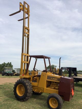 Case Forklift Rough Terrain Diesel 21 ' Lift photo