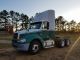 2005 Freightliner Columbia Tandem Axel Daycab Daycab Semi Trucks photo 11