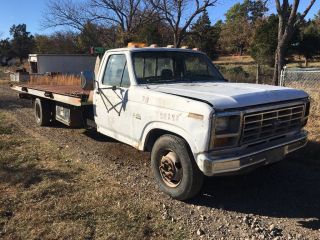 1984 Ford F350 photo