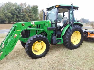 2012 John Deere 5115m Cab+ Loader+ 4x4 With 950 Hours - All Over photo