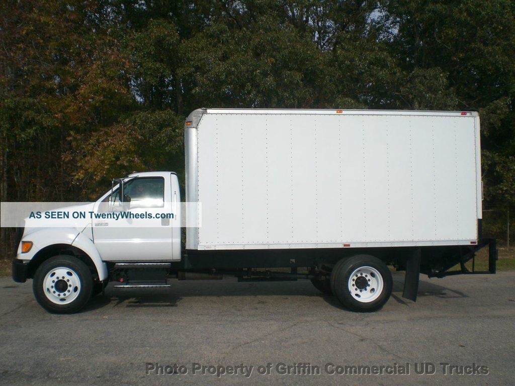 2005 Ford Non Cdl Box Truck Just 12k Mi Amazing Condition One Nc Owner