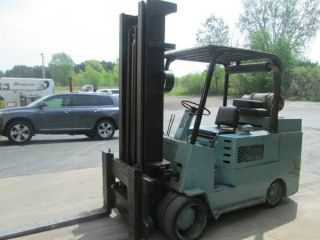 10,  000 Capacity Forklift photo