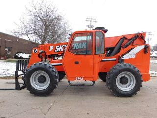 2010 Skytrak 8042 8000lb Pneumatic Telehandler Diesel Lift Truck Hi Lo 4x4x4 photo