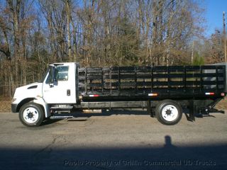 2006 International 4200 Non Cdl Long Rack Lift Gate Just 9k Actual Mi Special Use Lift Gate photo