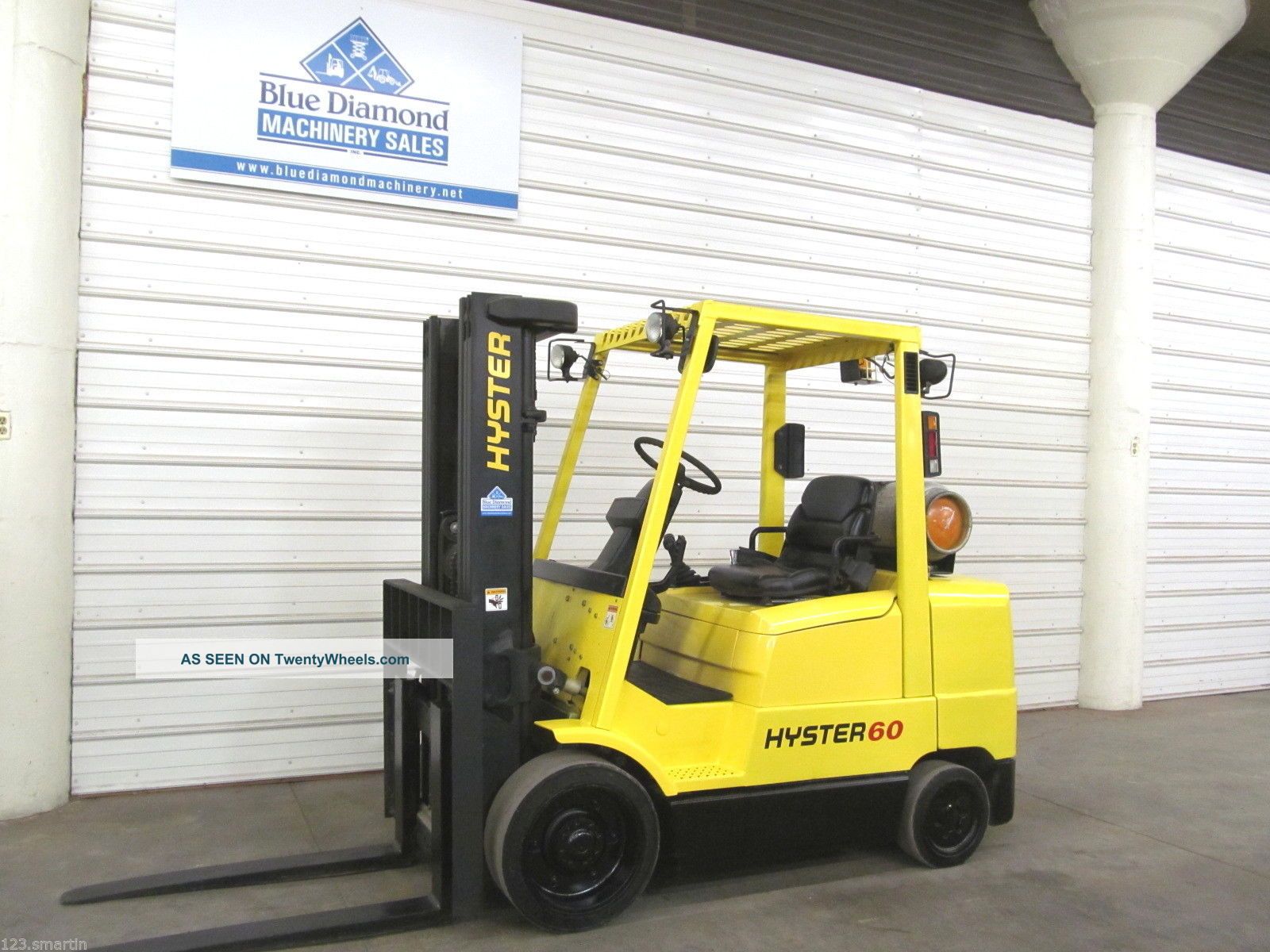 2004 Hyster Forklift S60xm 6, 000 Lb Lift, Lp Gas, Three Stage Mast