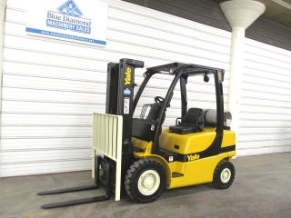 2006 ' Yale Glp050,  5,  000 Pneumatic Tire Forklift,  3 Stage,  S/s,  5547 Hrs,  H50ft photo