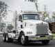 2016 Kenworth T800 Daycab Semi Trucks photo 1