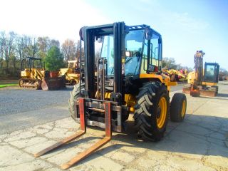 Jcb 930 Forklift,  Cab,  3 Stage Mast,  4x4,  Perkins Diesel,  2866 Hours photo