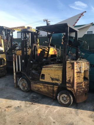 Yale Forklift photo