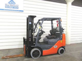 Toyota 8fgcu25,  5,  000 Cushion Tire Forklift,  Lps Rated,  4 Way,  Triple Sideshift photo