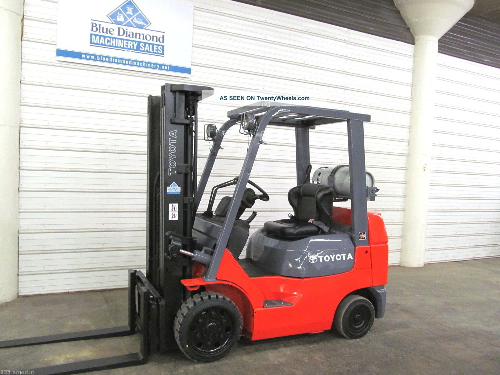 2006 Toyota 7fgcu25,  Lp Gas,  5,  000 Cushion Tire Forklift,  3 Stage,  S/s,  8fgcu25 Forklifts photo