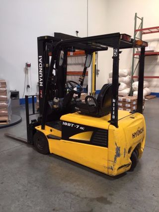 2011 Hyundai 18bt - 7 Forklift photo