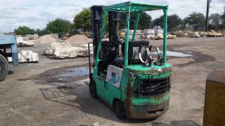 Mitsubishi Pgc15 Forklift photo