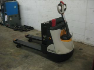 Crown Wp2345 Electric Pallet Jack - 2012 Deka Battery,  Built In Charger,  Recent Pm photo