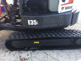 2015 Bobcat E35i Mini Excavator Reduced (again) photo