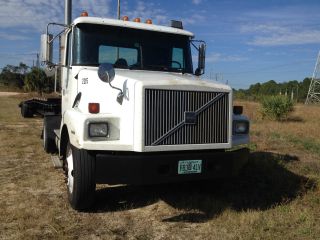 1997 Volvo M11 photo