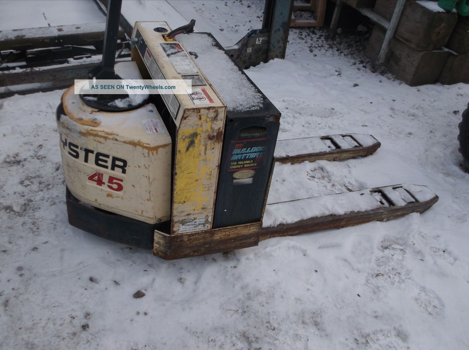 Hyster 45 4500 Lb Electric Pallet Jack Forklifts photo