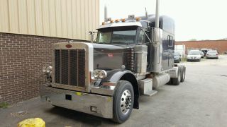 2004 Peterbilt 379 Exhd photo