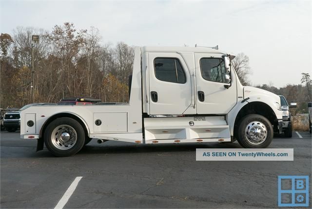 2006 Freightliner M2 106 Sport Chassis Other Medium Duty Trucks photo