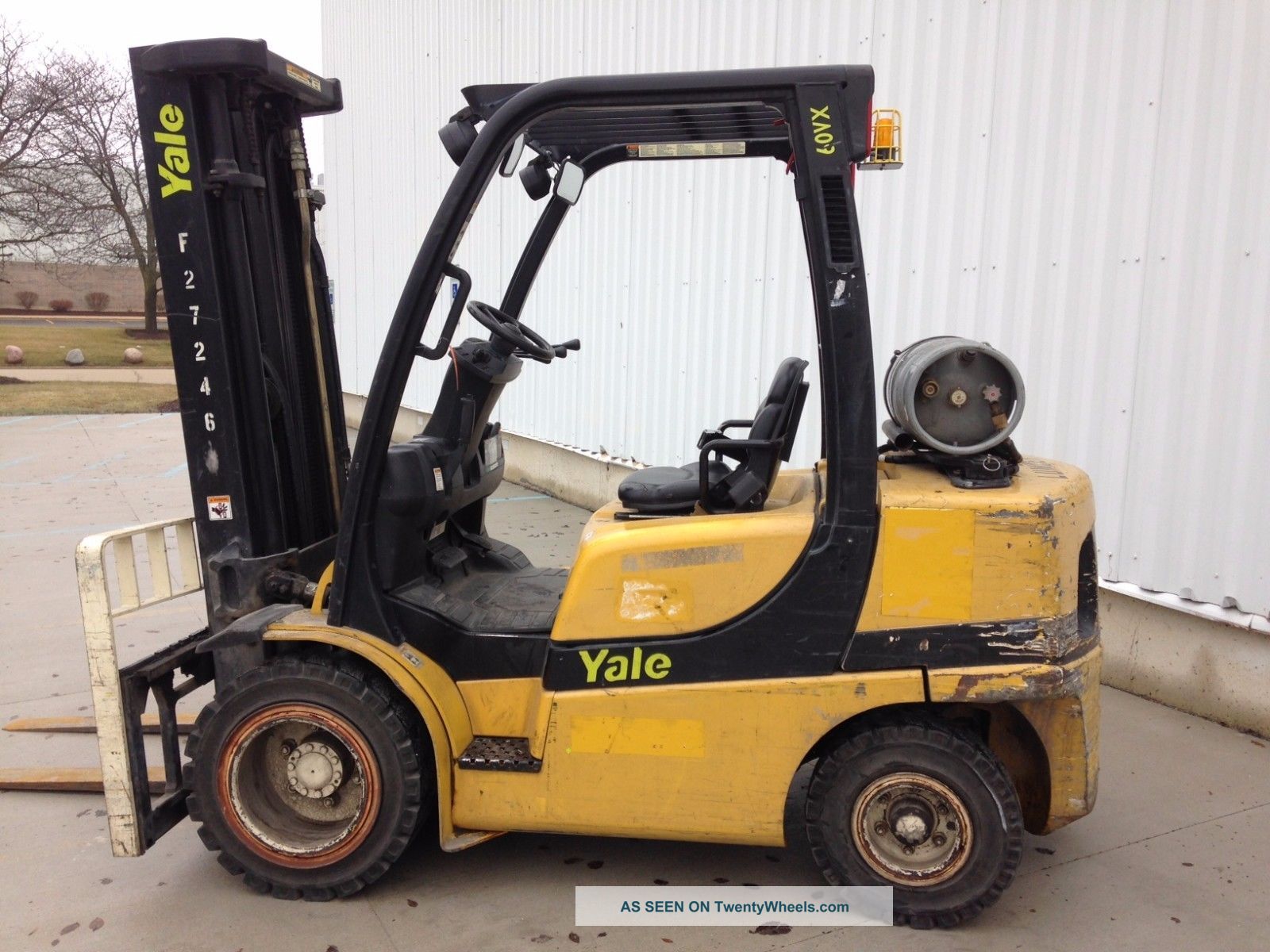 2006 Yale Forklift Pneumatic Tires. Glp060vx. 6000 Lb Capacity. 3 Stage
