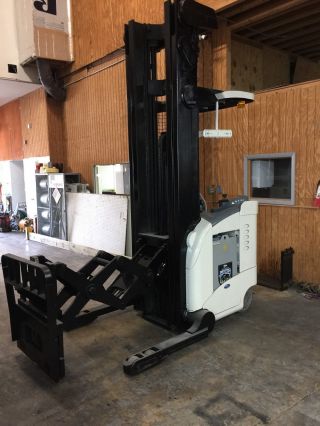 Rd5000 Series Crown Electric Fork Lifts photo