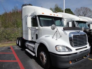 2007 Freightliner Columbia - Unit Mo168u Truck Tractors photo