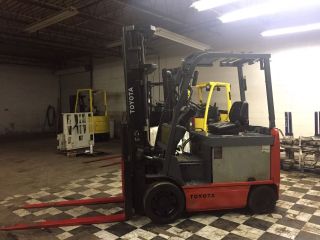 2010 Toyota 6000 Pound Electric Forklift Side Shift And Fork Positioner 4 Ways photo