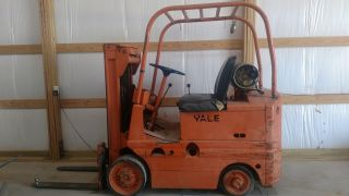 Yale Forklift photo