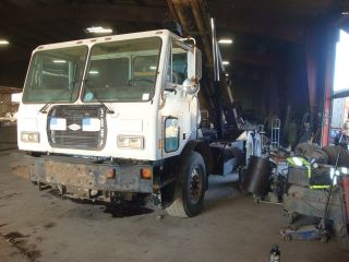 1998 Ccc Tk Roll Off Trucks photo