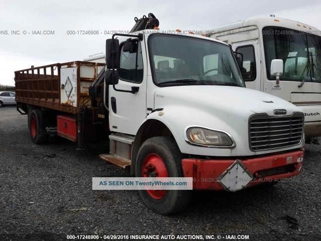 2004 Freightliner Business Class M2 106 Flatbed Trucks Utility Vehicles photo