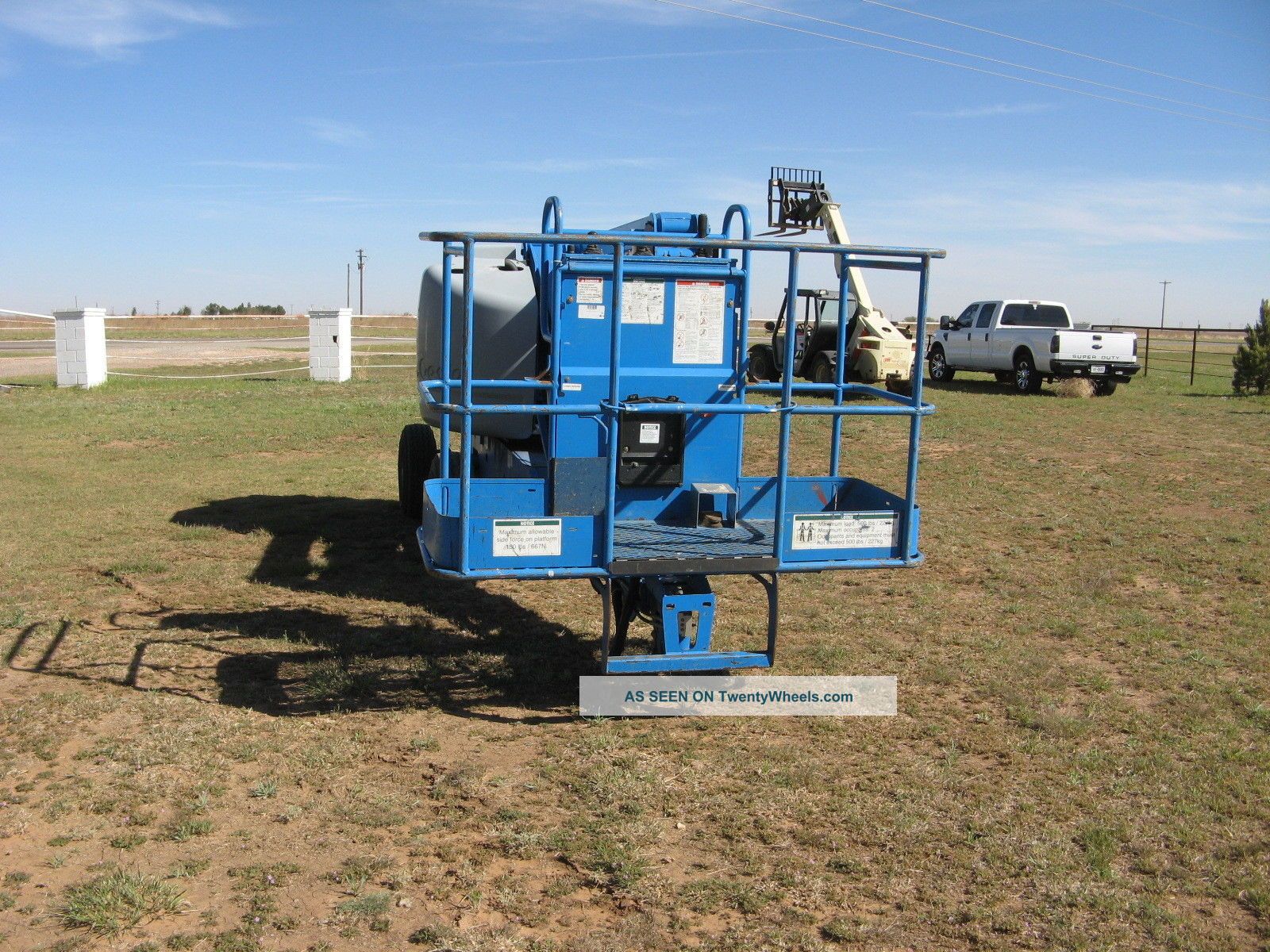 Genie Z - 45/22 Scissor & Boom Lifts photo