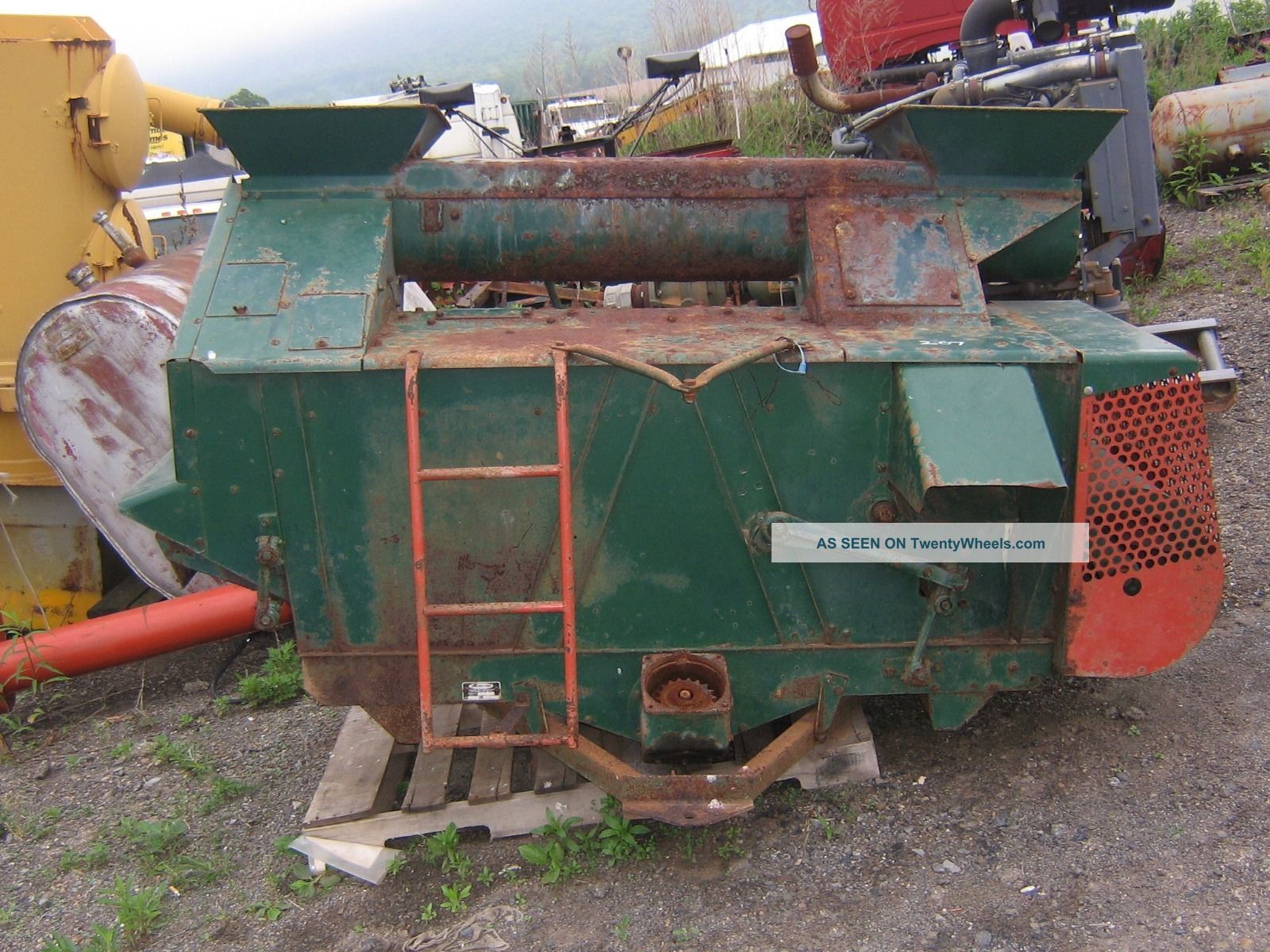 Idea Corn Picker 2 Row Sheller And Husking Unit With Extra Parts