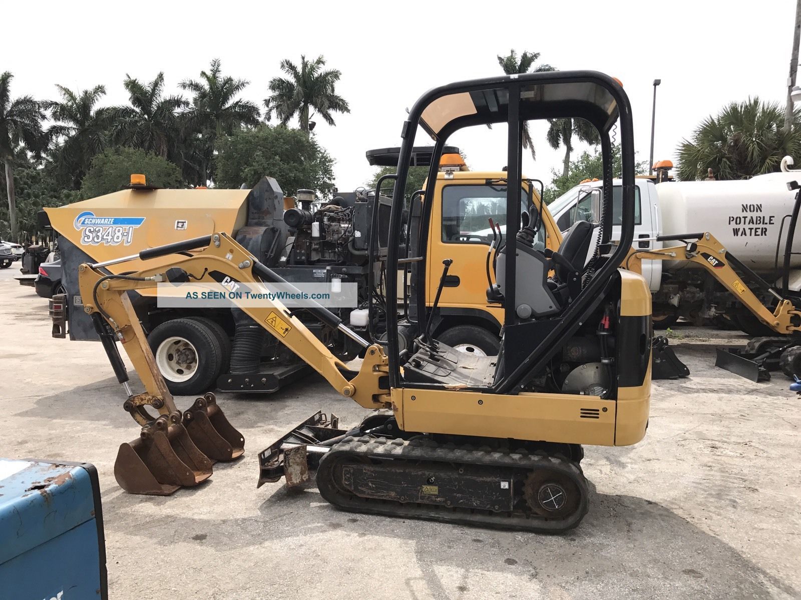 2013 Caterpillar 301.  4c Mini Excavator Excavators photo