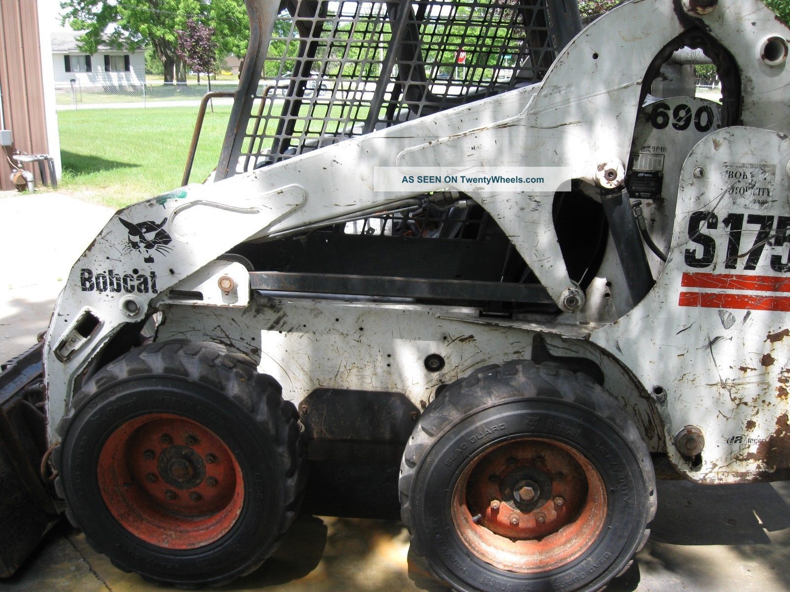 Bobcat S175 Skid Steer Loader 2006 Heavy Equipment Skid Steer Loaders photo
