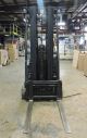 Crown Rc3020 - 40 Stand - Up Rider Forklift Truck - 229.  2 Hours,  Charger Included Forklifts photo 2