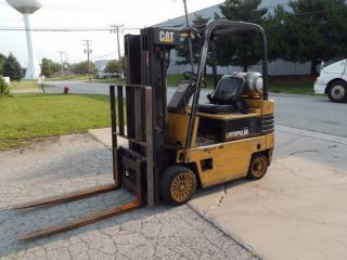 Older Cat T50e Forklift - Runs And Operates As It Should Very Low Reserve photo